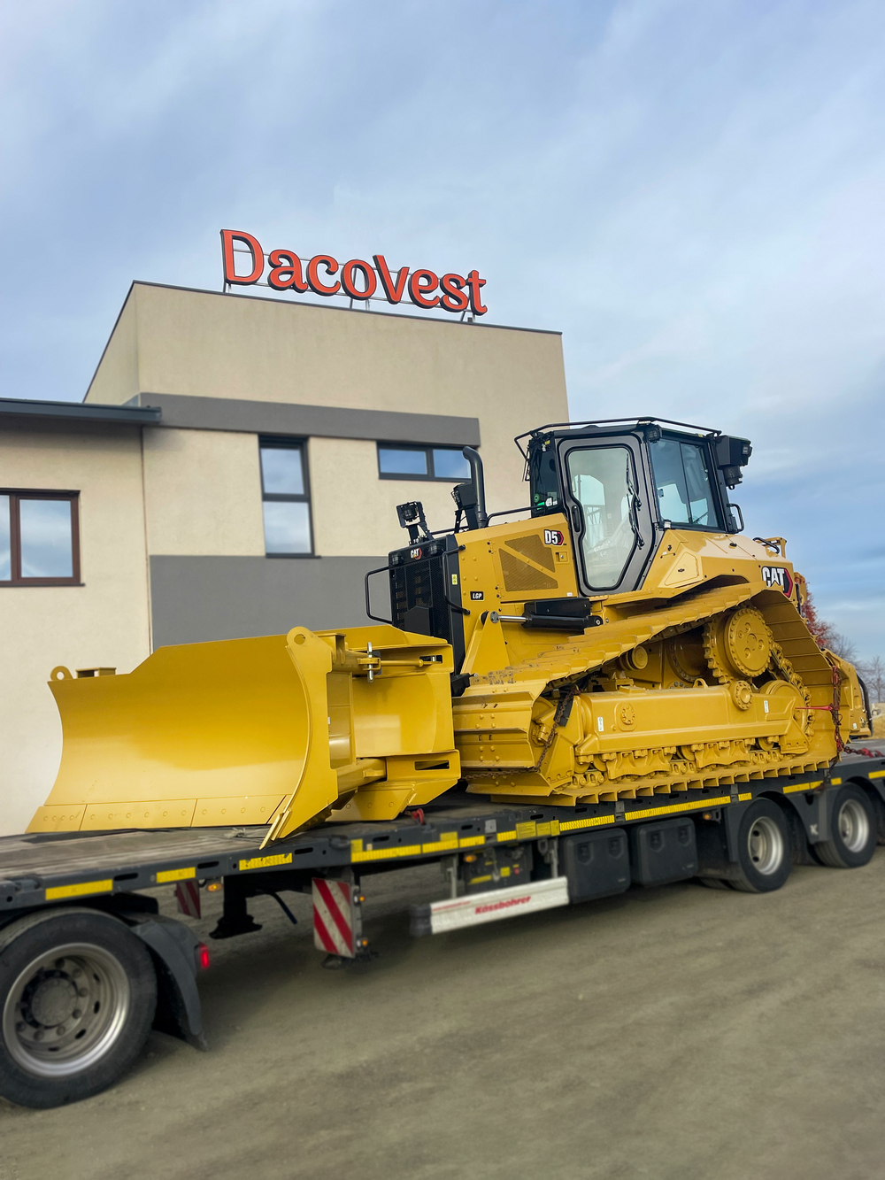 Dacovest - Utilaje de inchiriat